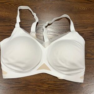 Honeylove Crossover Bra in White